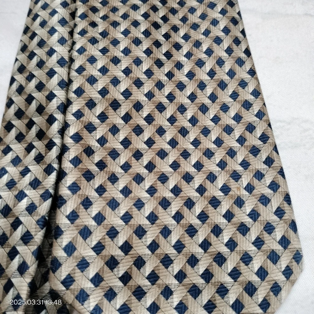 Luigi Valentino Men's Necktie Geometric Weave Patterned Tie Classic Luxury